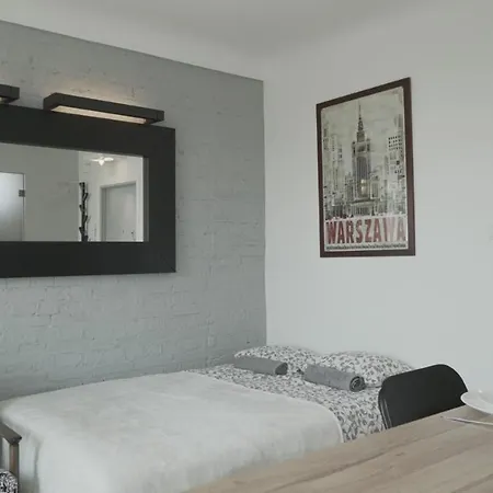 Bizzi Luxcenter View Apartment Warsaw